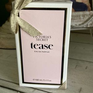 Victoria’s Secret Tease Parfum 3.4 oz